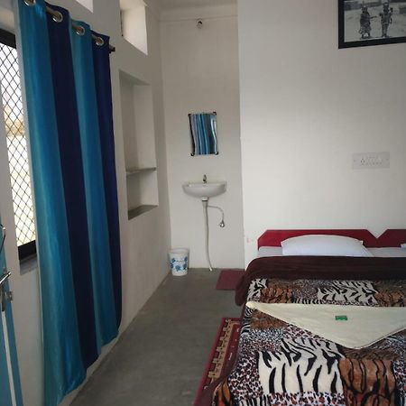 Rajguru Guest House Пушкар Екстериор снимка