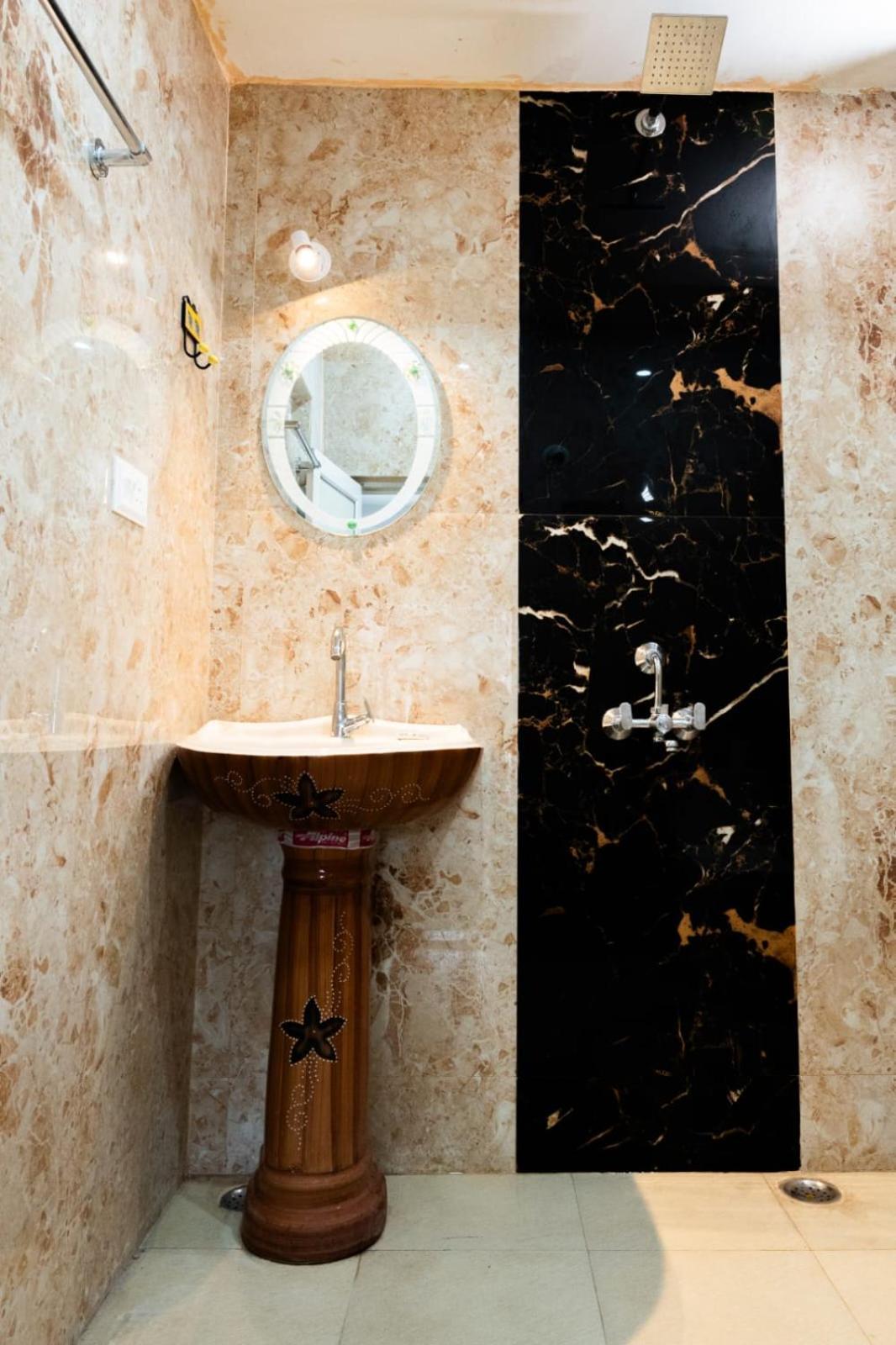 Rajguru Guest House Пушкар Екстериор снимка