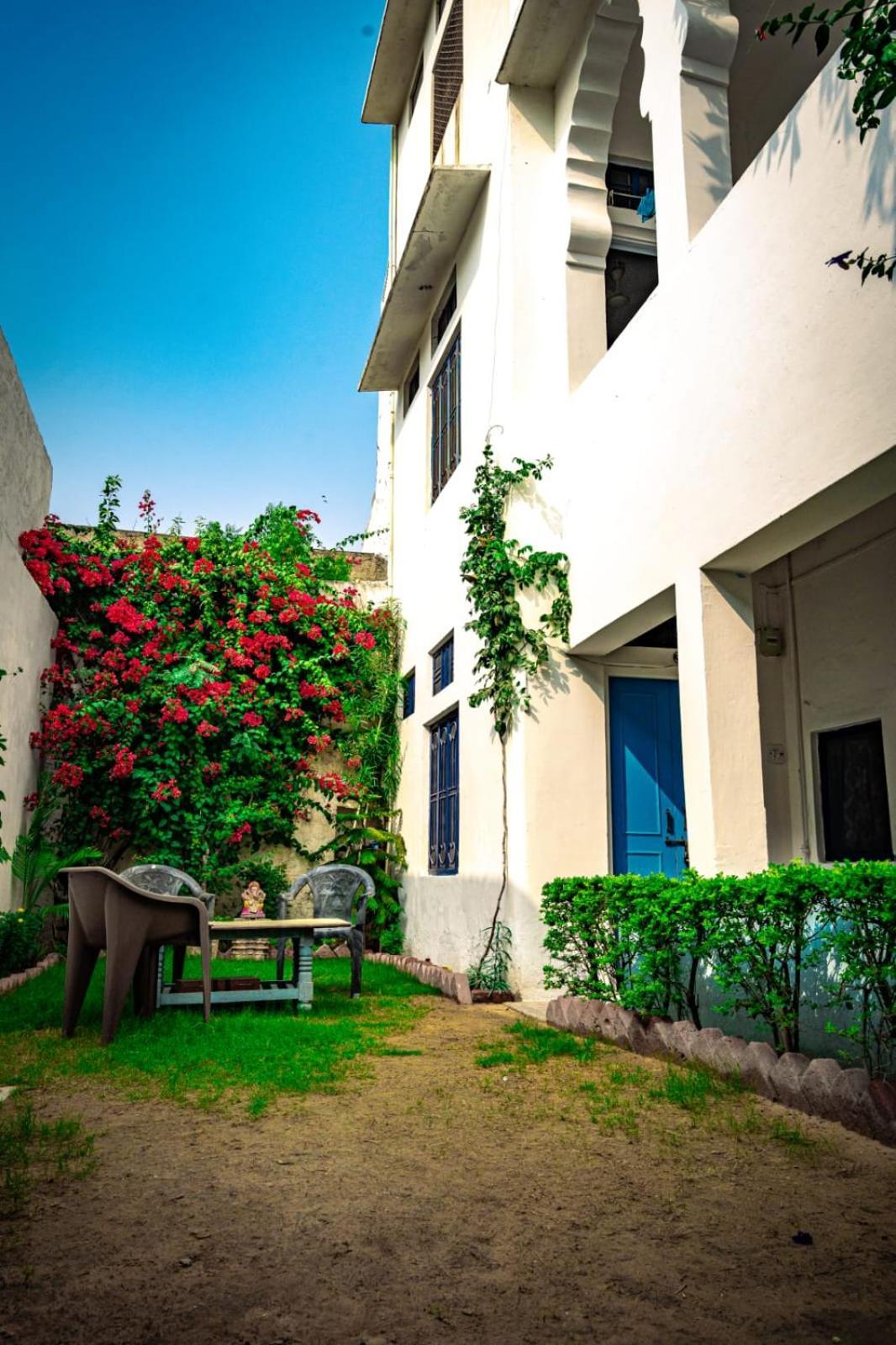 Rajguru Guest House Пушкар Екстериор снимка